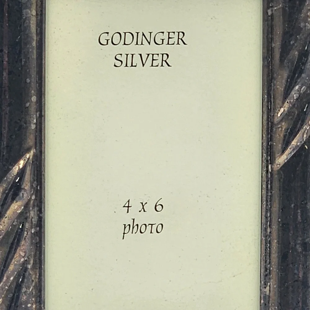Godinger Silver Plated Finish Picture Frame Ornate Rope Twist Tabletop Display